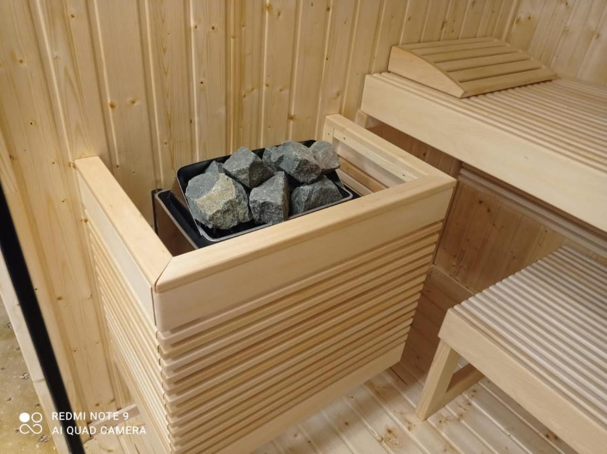 קונסטנצה Jmr Royal -Luxury Rooms & Private Sauna מראה חיצוני תמונה