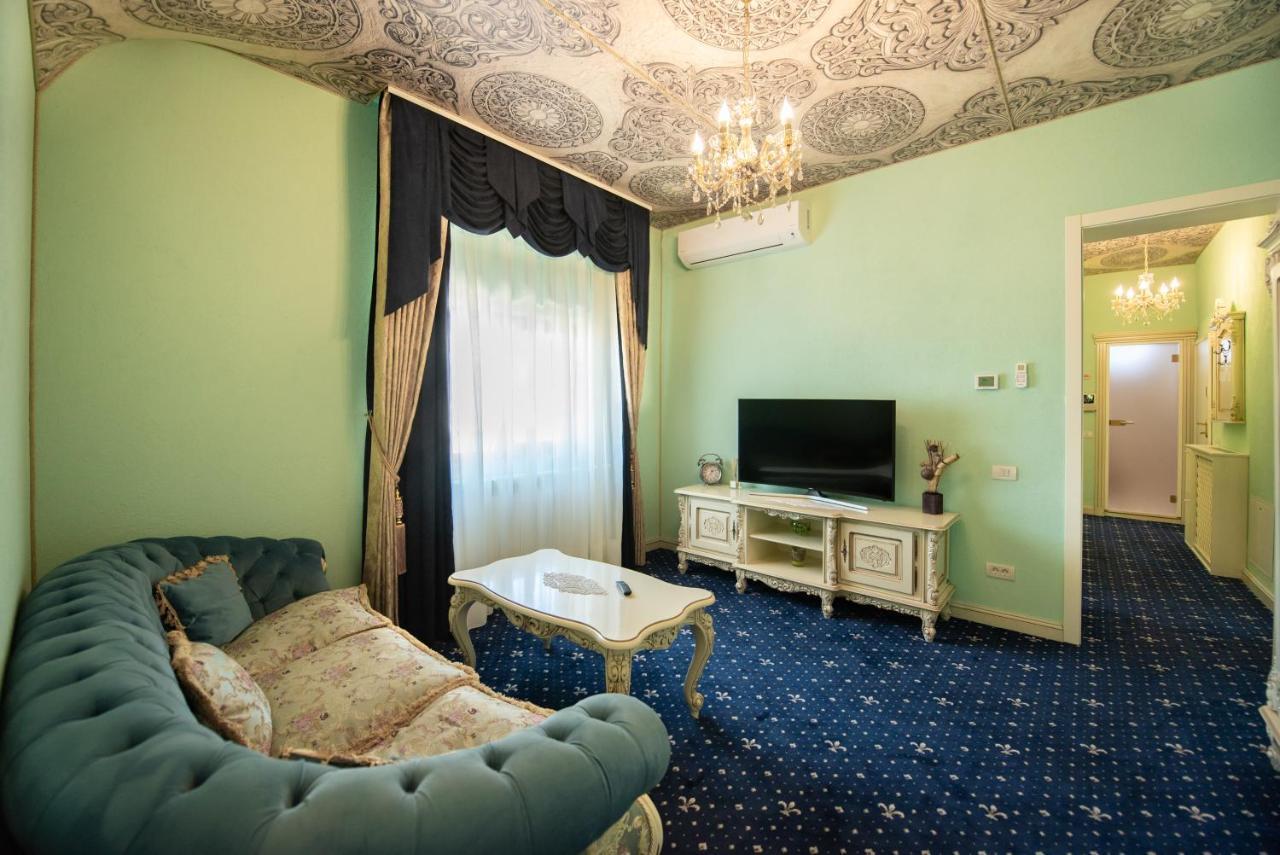 קונסטנצה Jmr Royal -Luxury Rooms & Private Sauna מראה חיצוני תמונה